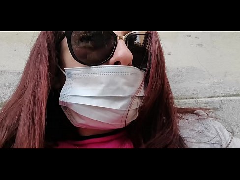 ❤️ Nicoletta analipiza kisasi kwa jirani yake na kukojoa kwenye karakana yake (Karantini Maalum ya Covid19 ya Italia) Ngono ❤